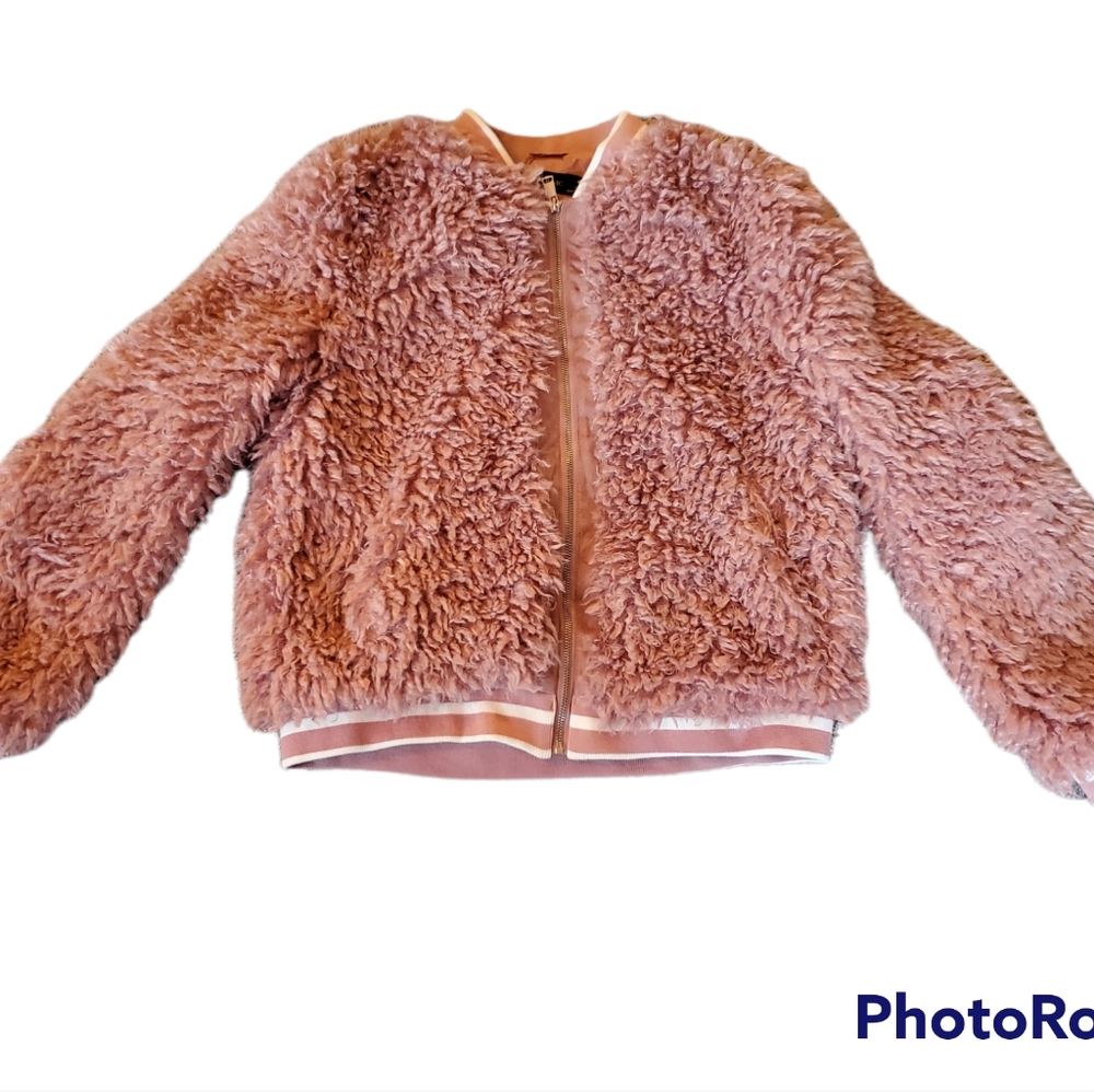 Women's Coat - Closing Account Make Offer